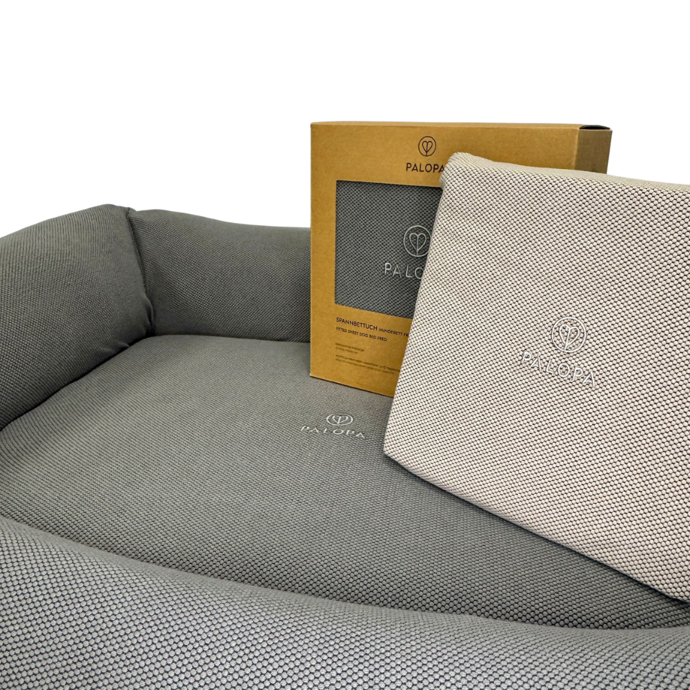 Luxe pakket voor senior dogs - van verzorgingsproducten, oorreiniger, oogreiniger, borstel tot hondenbed en harnas