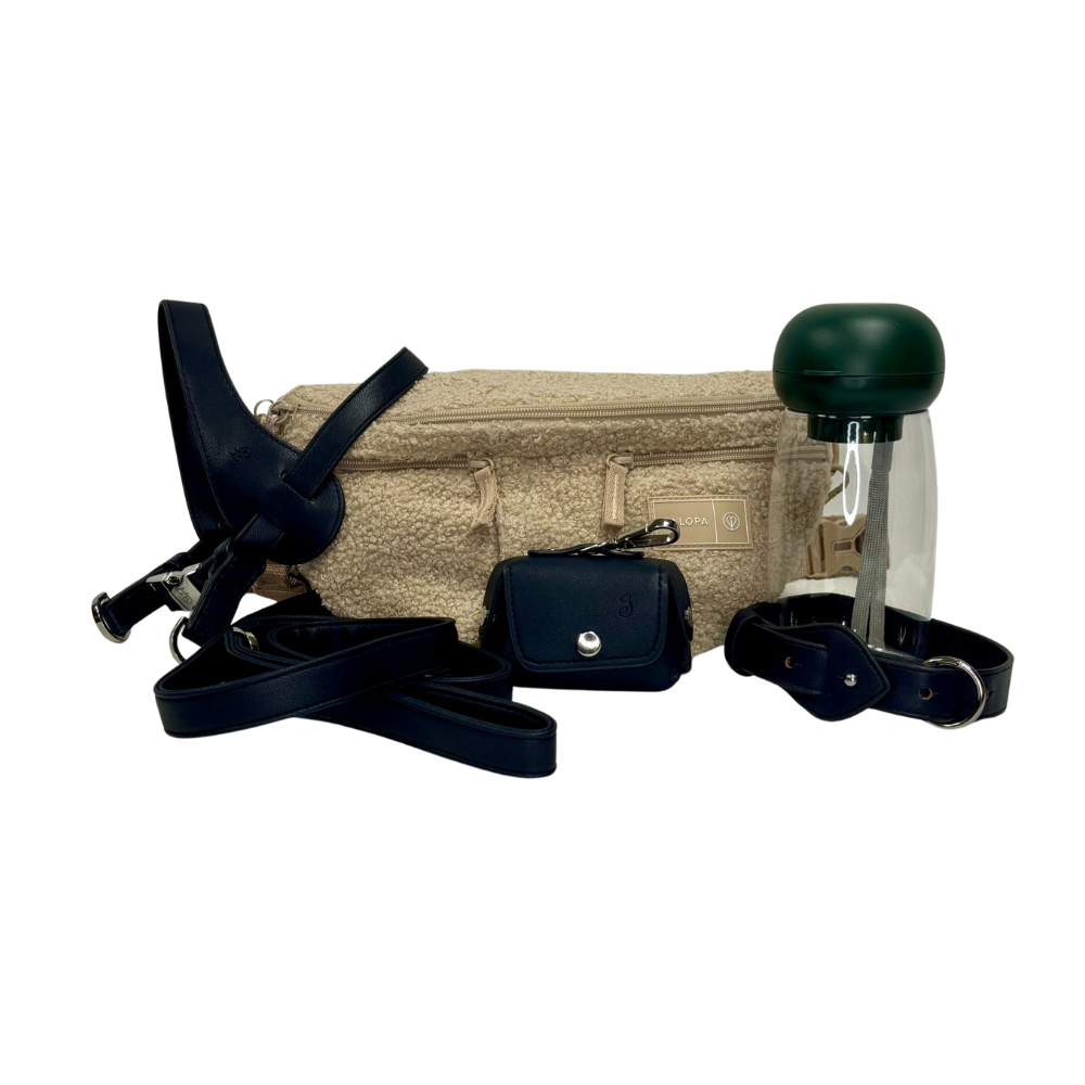 Stijlvolle verzorgingsset voor honden die onderweg zijn